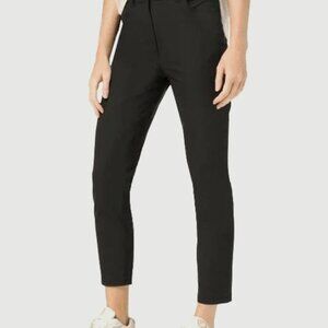 NWT Lululemon black City Sleek 5 Pocket Pant 7/8. Size 6